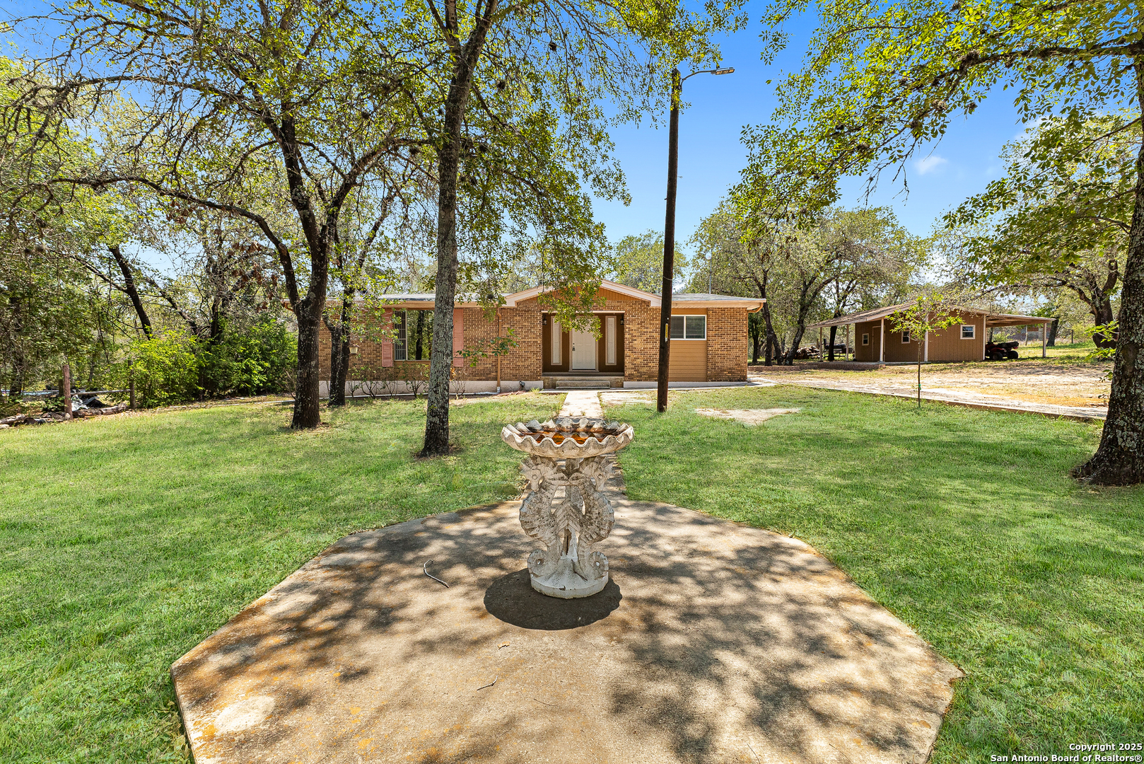 229 Maske Road Somerset TX 78069