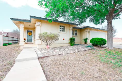 133 Horseshoe Bend Del Rio TX 78840