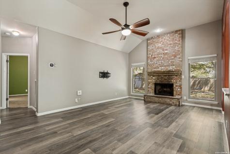 15006 Oak Briar San Antonio TX 78232