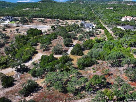 23422 Tres Arroyos San Antonio TX 78006