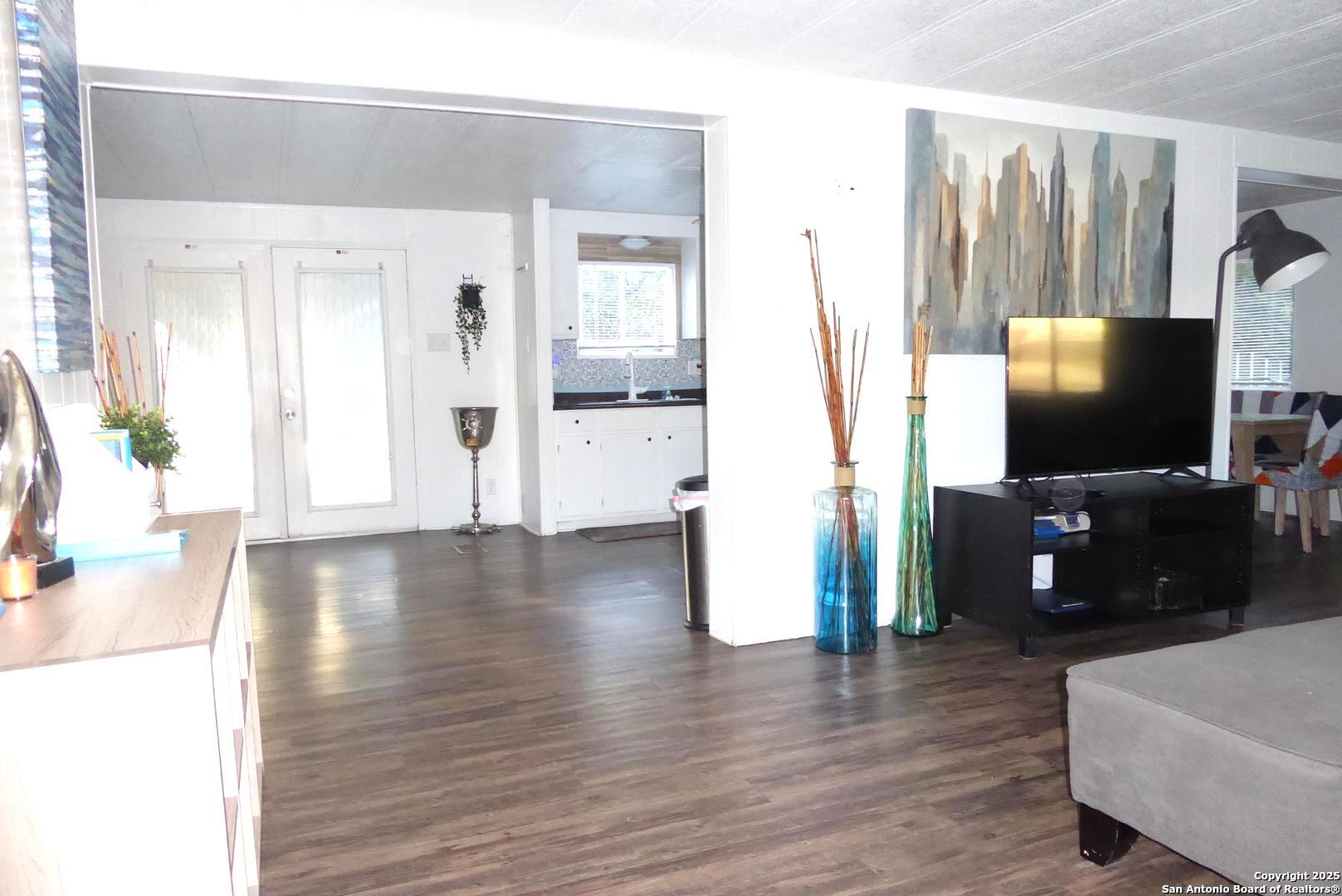 1884 Live Oak Canyon Lake TX 78133