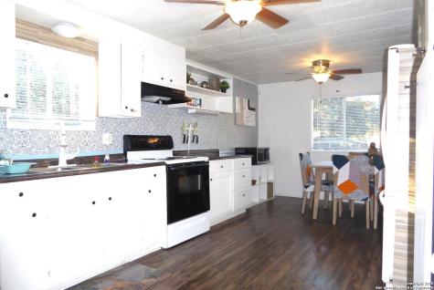 1884 Live Oak Canyon Lake TX 78133