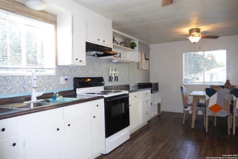 1884 Live Oak Canyon Lake TX 78133