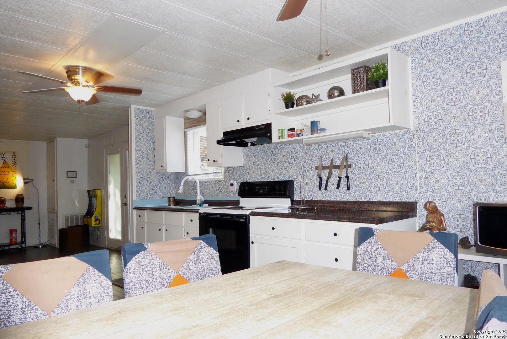 1884 Live Oak Canyon Lake TX 78133
