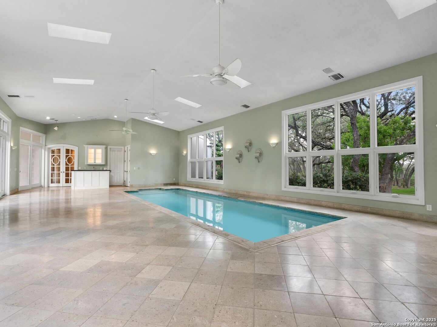 100 Tomahawk Trail San Antonio TX 78232
