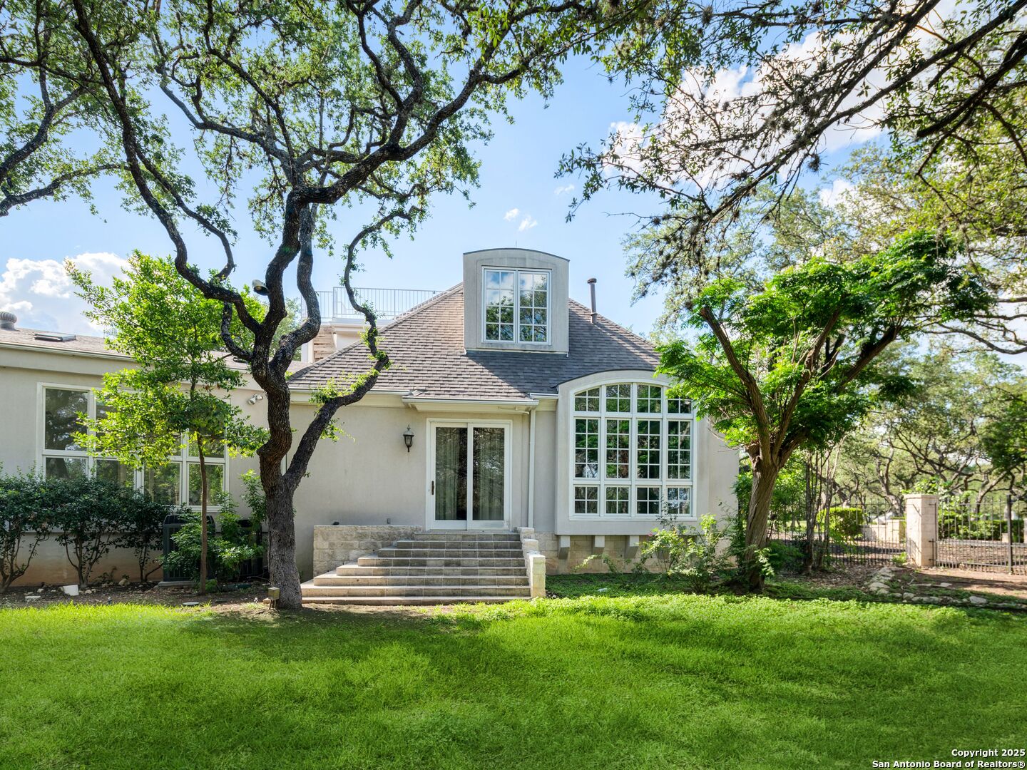 100 Tomahawk Trail San Antonio TX 78232