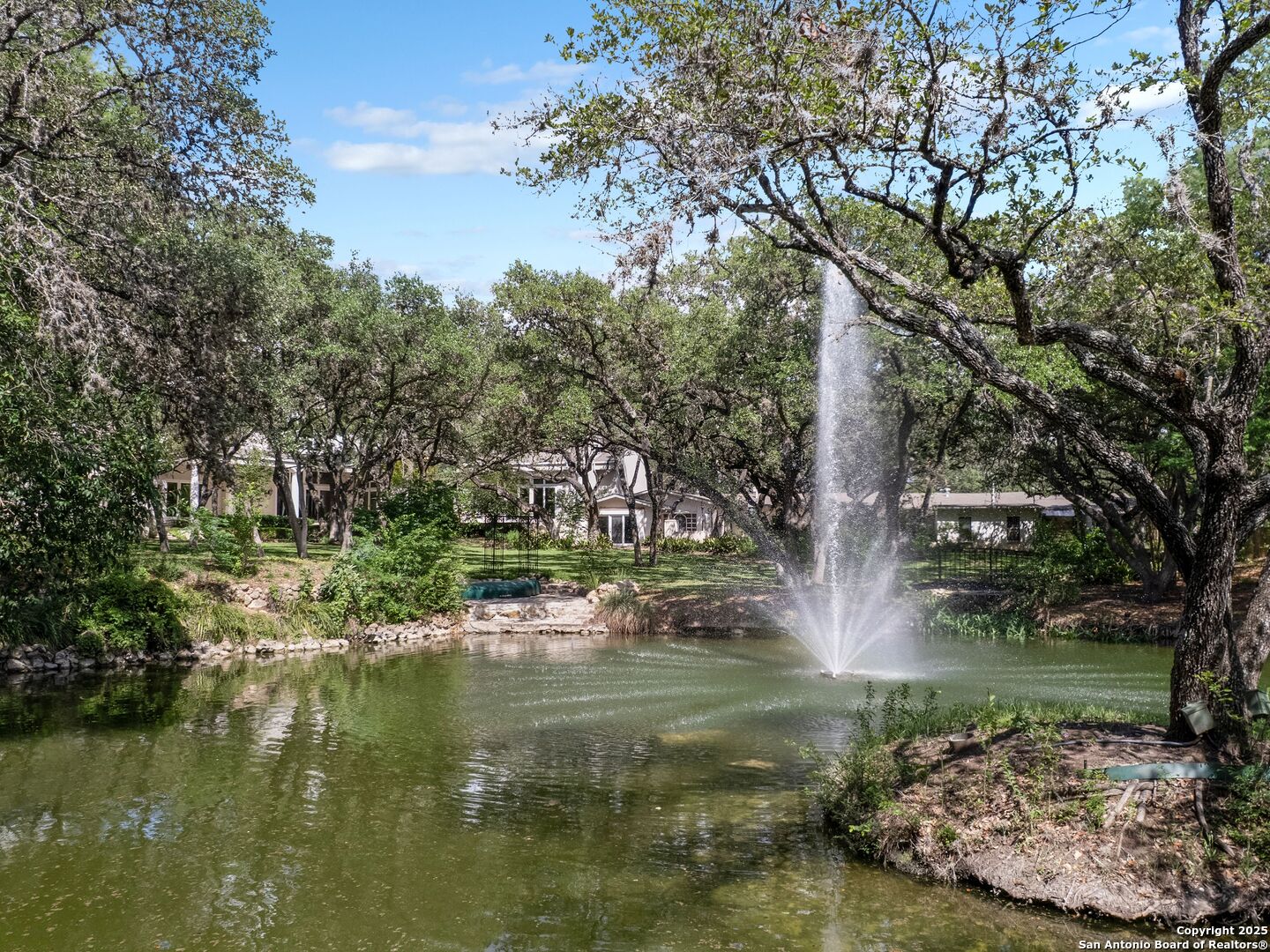 100 Tomahawk Trail San Antonio TX 78232