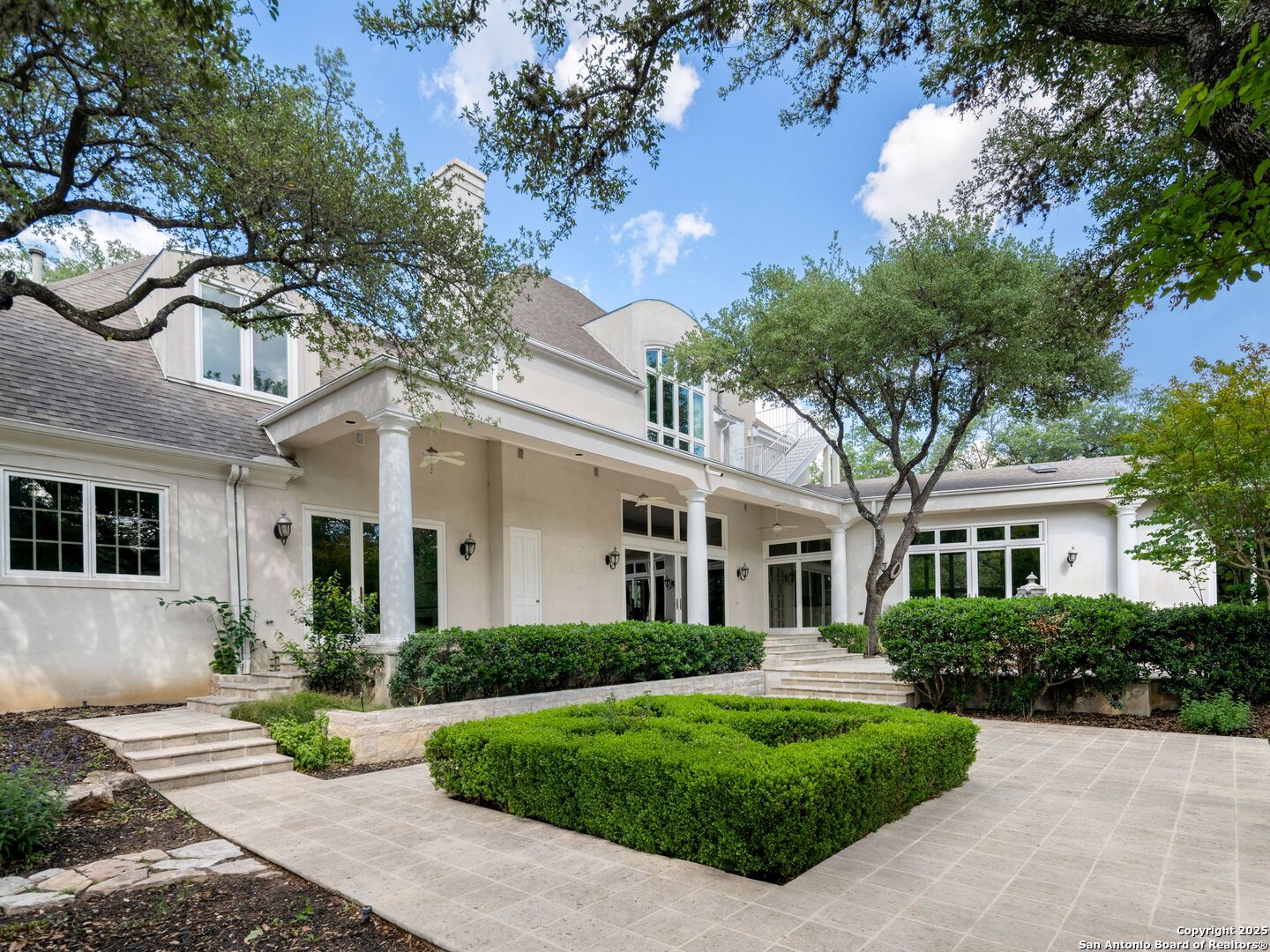 100 Tomahawk Trail San Antonio TX 78232