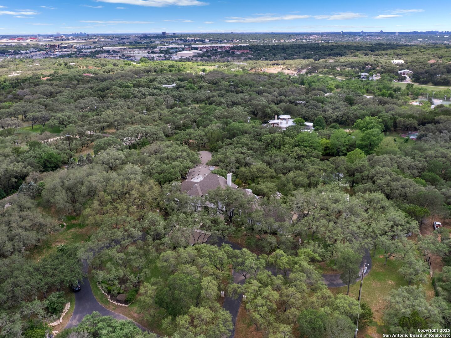 100 Tomahawk Trail San Antonio TX 78232