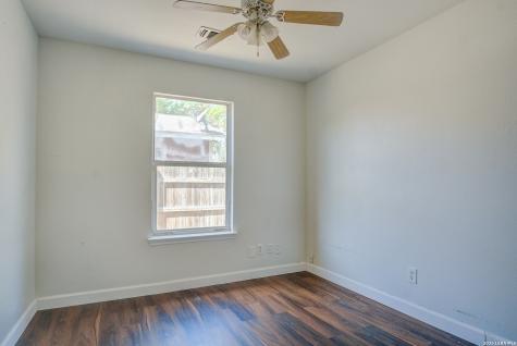 4927 Fortuna San Antonio TX 78237