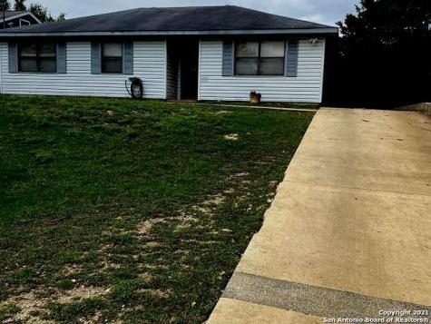 330 Blue Gill Drive Pipe Creek TX 78063