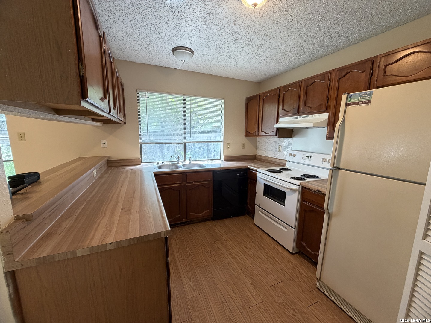 11814 Ocean Springs San Antonio TX 78249
