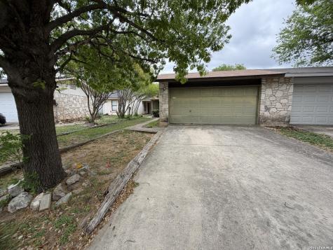 11814 Ocean Springs San Antonio TX 78249