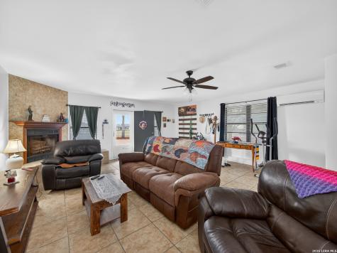 213 Bluebonnet Ridge La Vernia TX 78121
