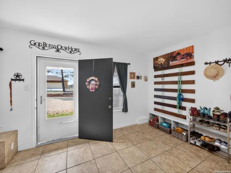 213 Bluebonnet Ridge La Vernia TX 78121