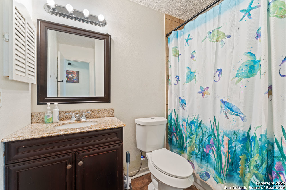 5936 Misty Glen San Antonio TX 78247
