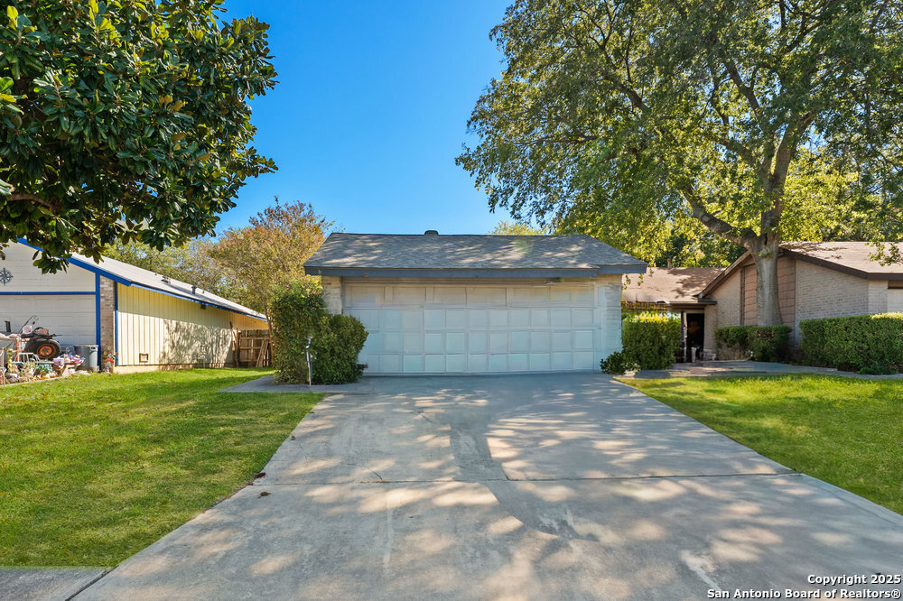 5936 Misty Glen San Antonio TX 78247