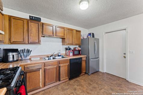 5936 Misty Glen San Antonio TX 78247