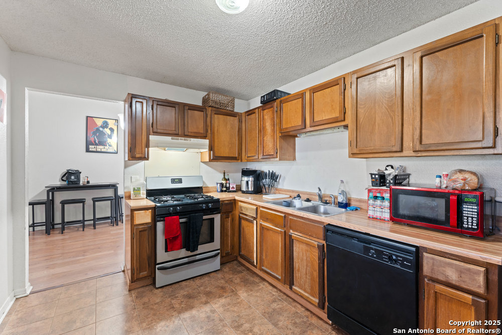 5936 Misty Glen San Antonio TX 78247