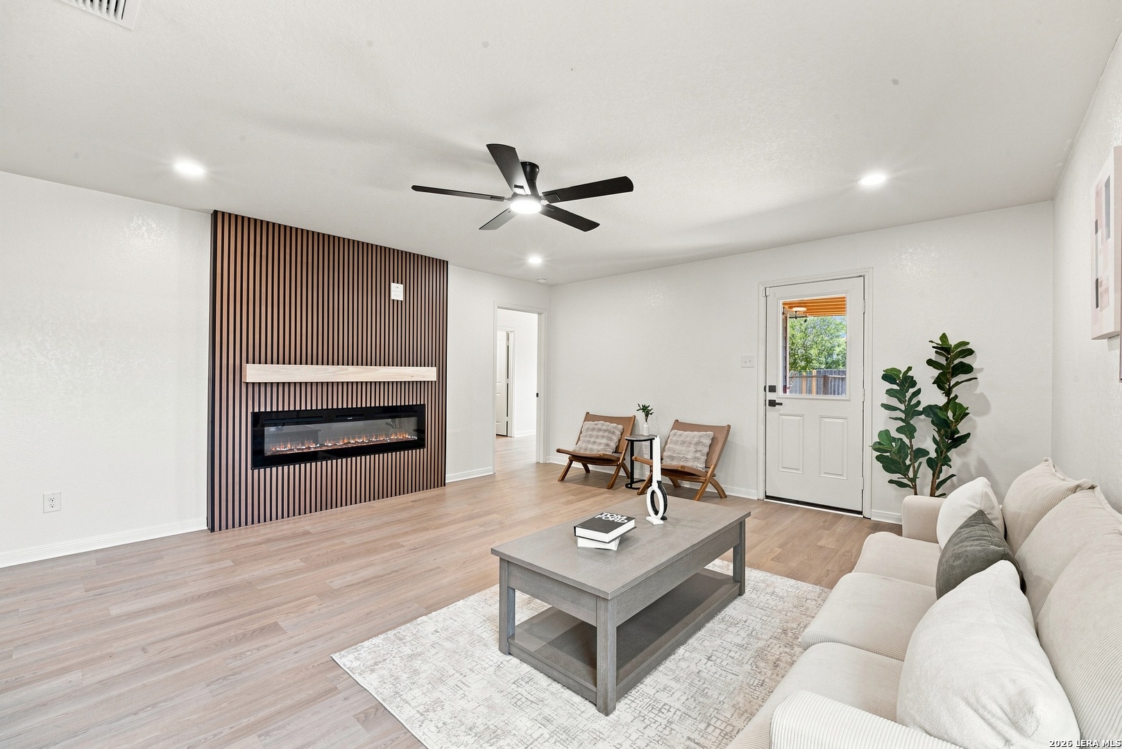 2835 Presley Meadow San Antonio TX 78222