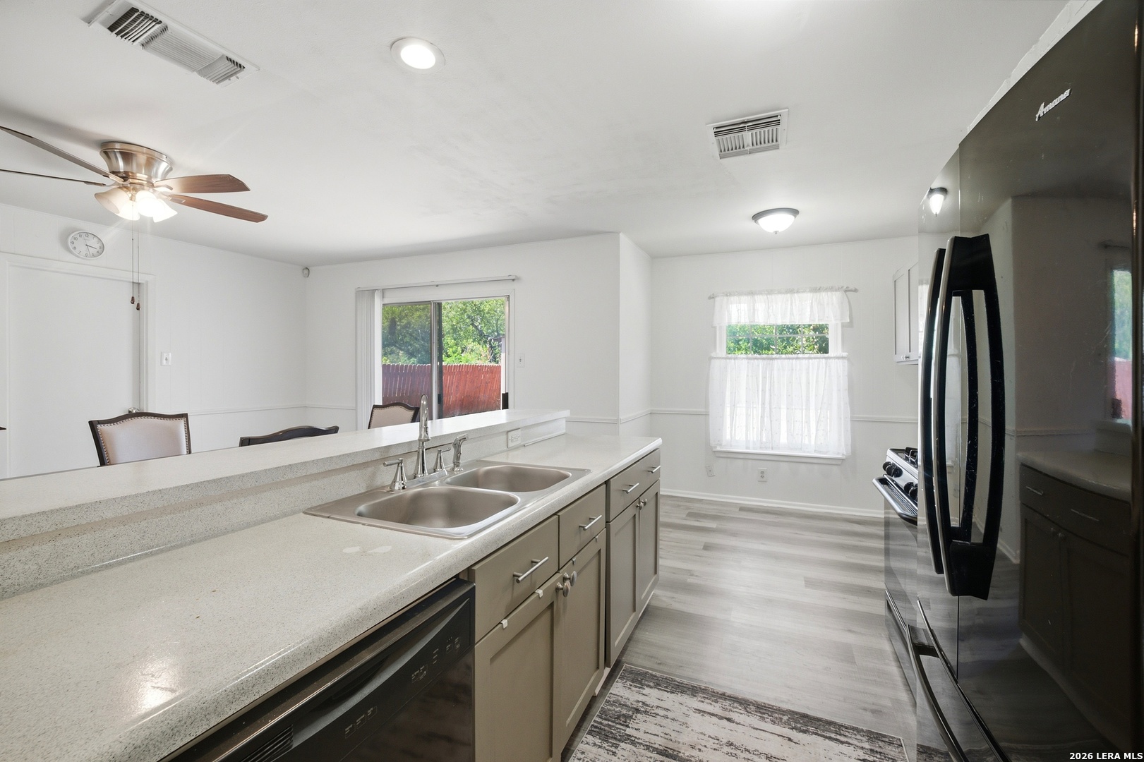 4423 Sun Vista San Antonio TX 78217