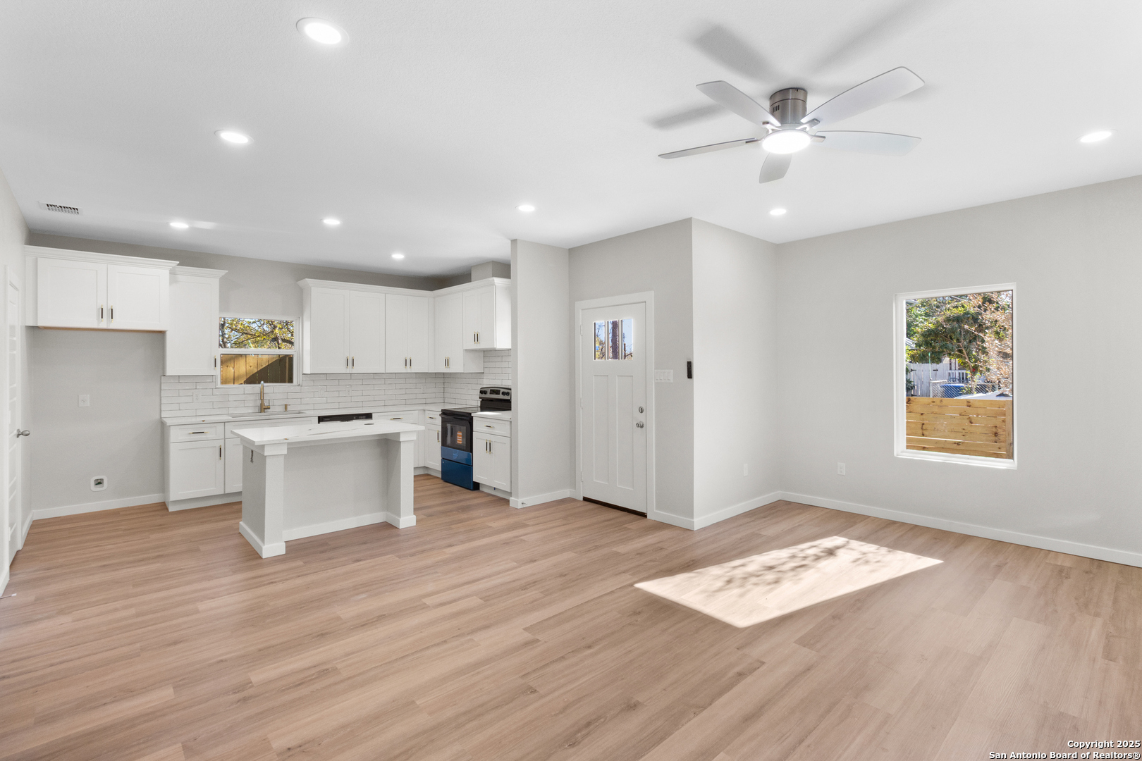 107 Calles Street San Antonio TX 78207