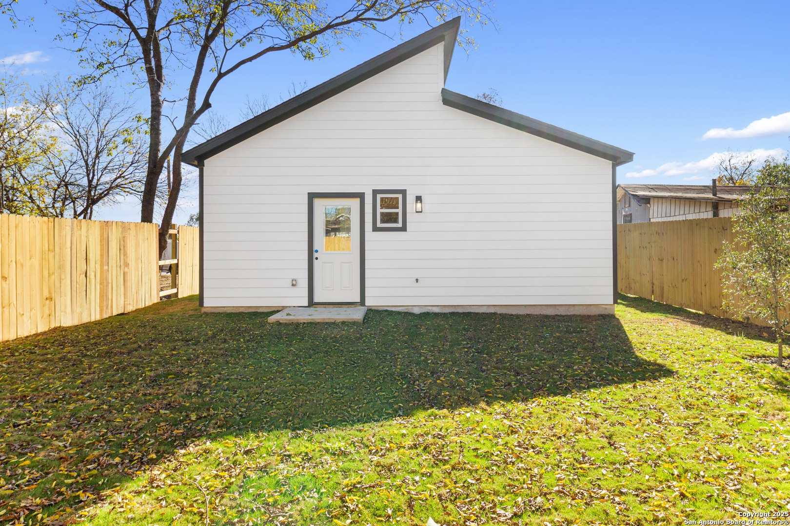 107 Calles Street San Antonio TX 78207