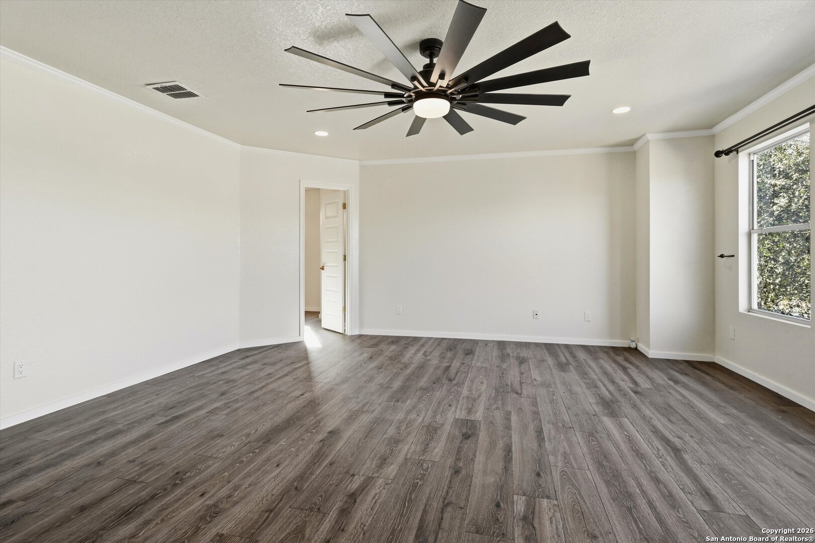 4202 Waldon Pond San Antonio TX 78245