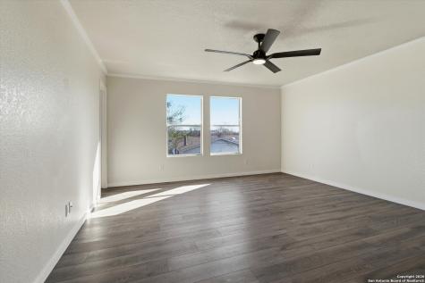 4202 Waldon Pond San Antonio TX 78245