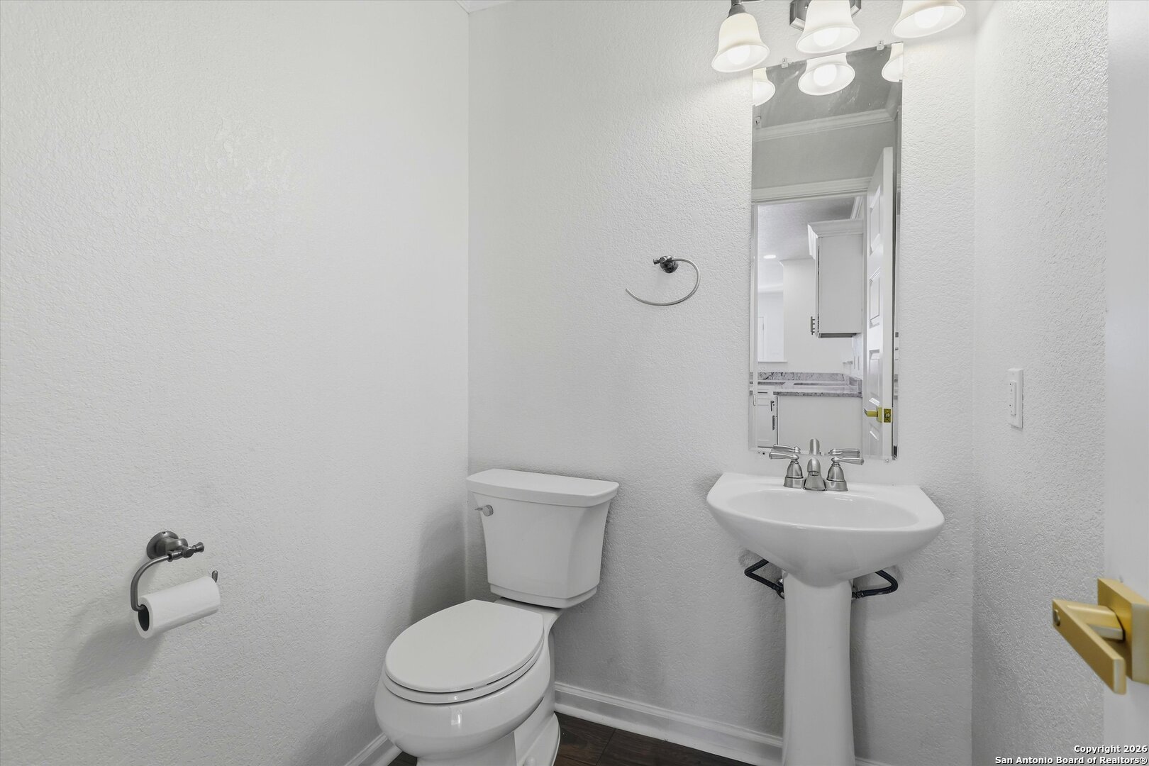 4202 Waldon Pond San Antonio TX 78245