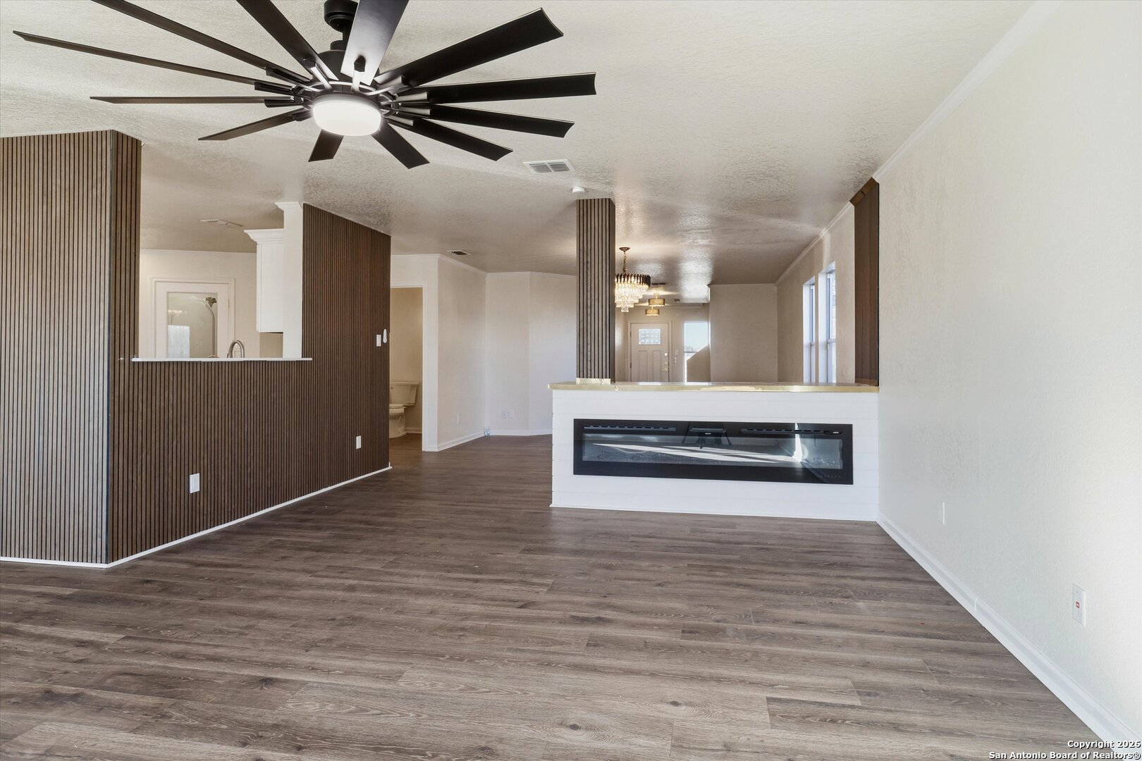 4202 Waldon Pond San Antonio TX 78245