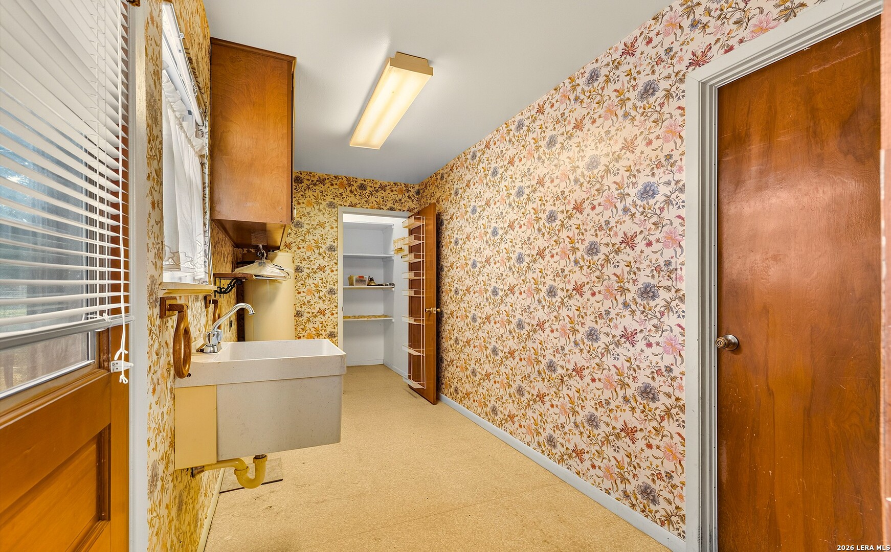 606 S Columbus Street Fredericksburg TX 78624