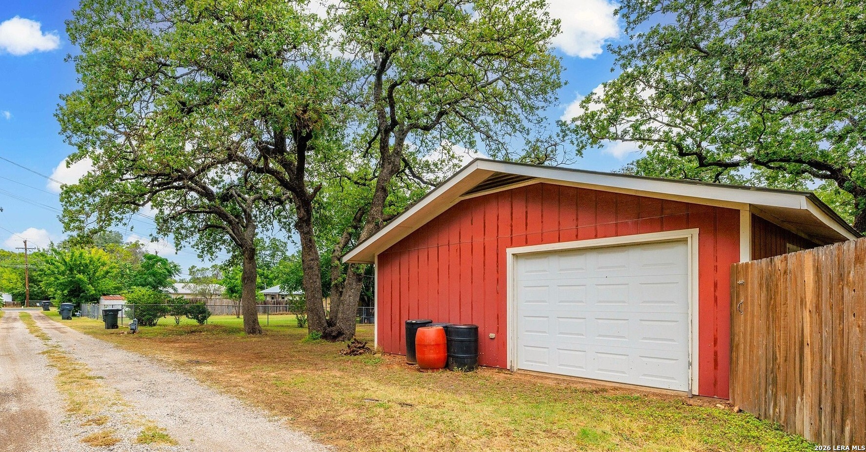 606 S Columbus Street Fredericksburg TX 78624