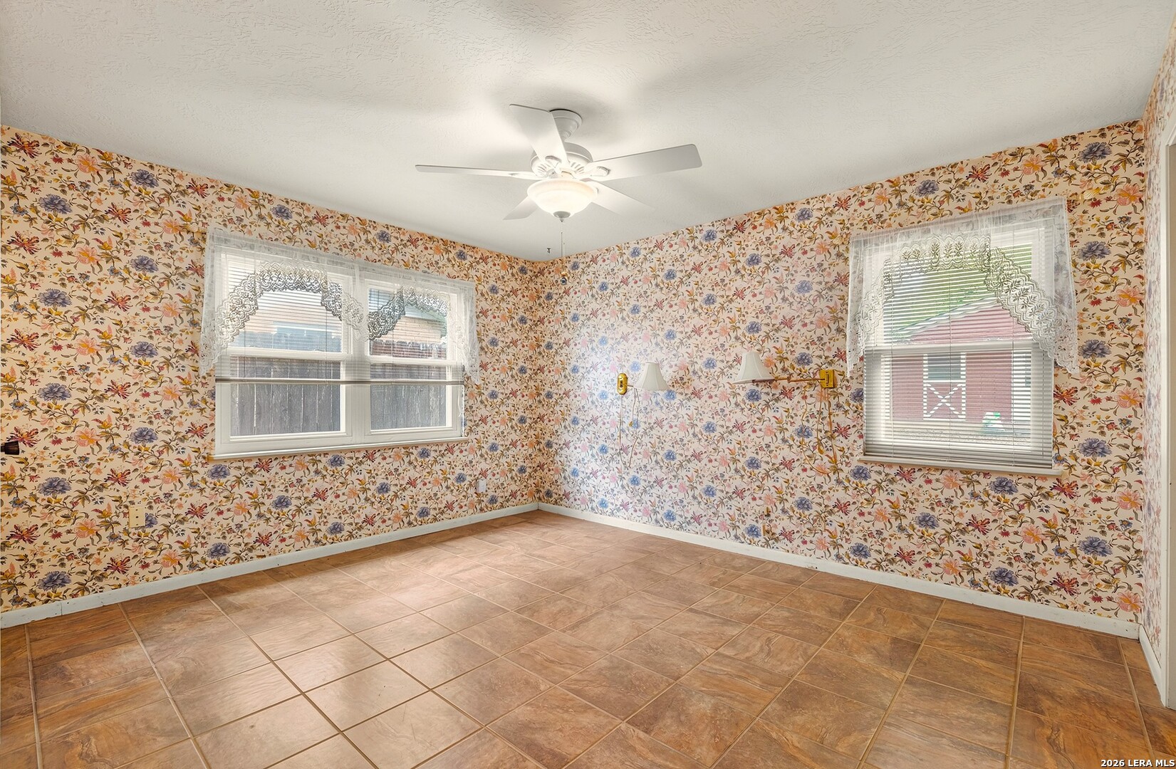 606 S Columbus Street Fredericksburg TX 78624