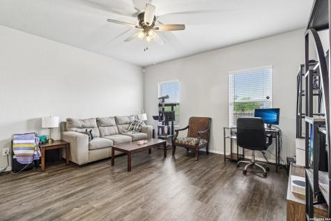 20045 Huckleberry Street Lytle TX 78052