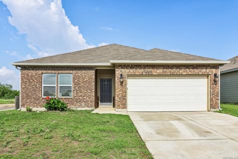 20045 Huckleberry Street Lytle TX 78052