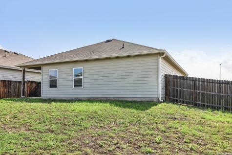 20045 Huckleberry Street Lytle TX 78052