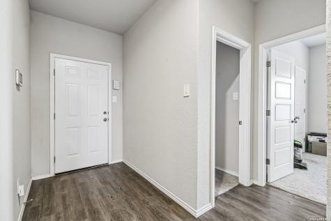 20045 Huckleberry Street Lytle TX 78052