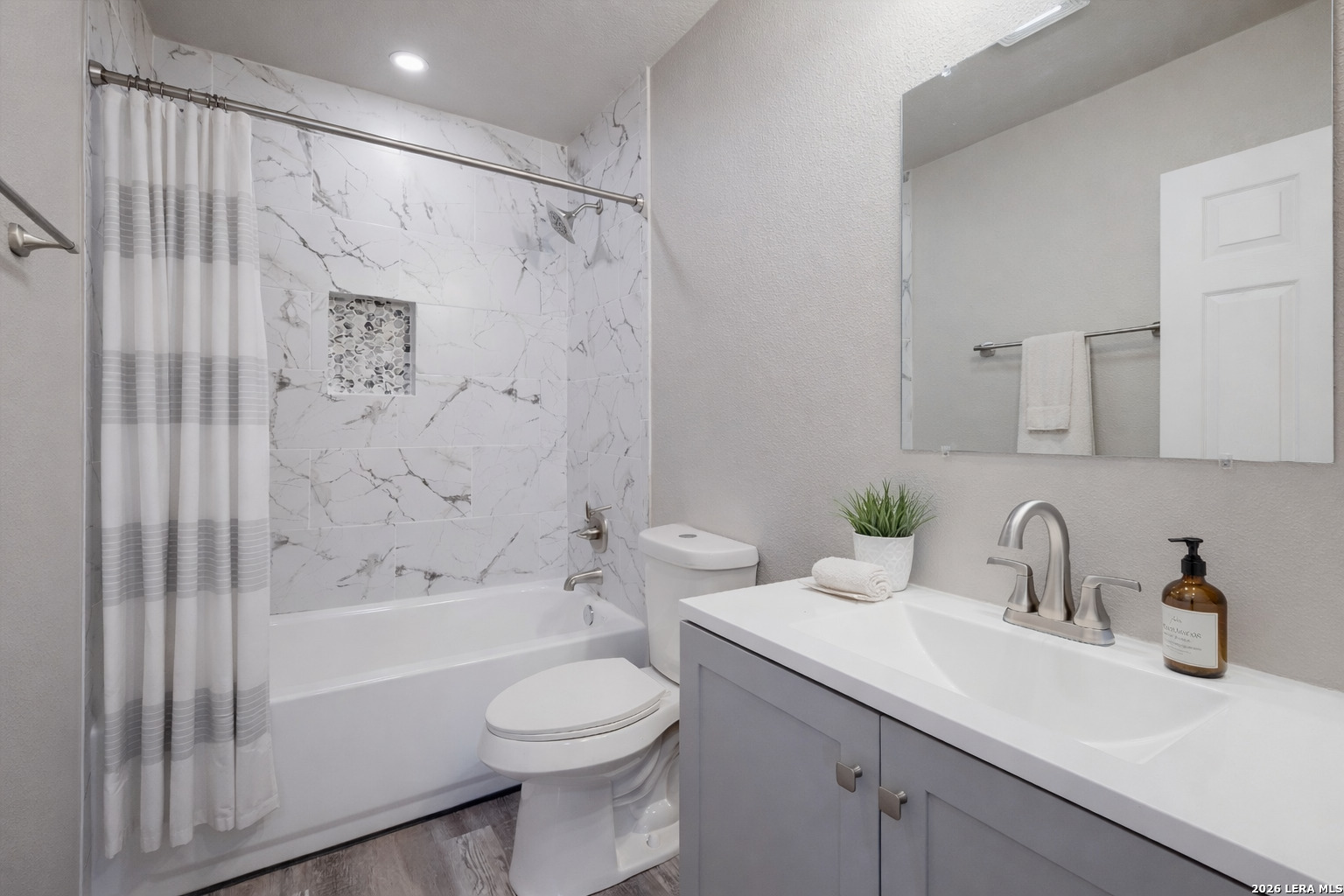 4703 Castle San Antonio TX 78218