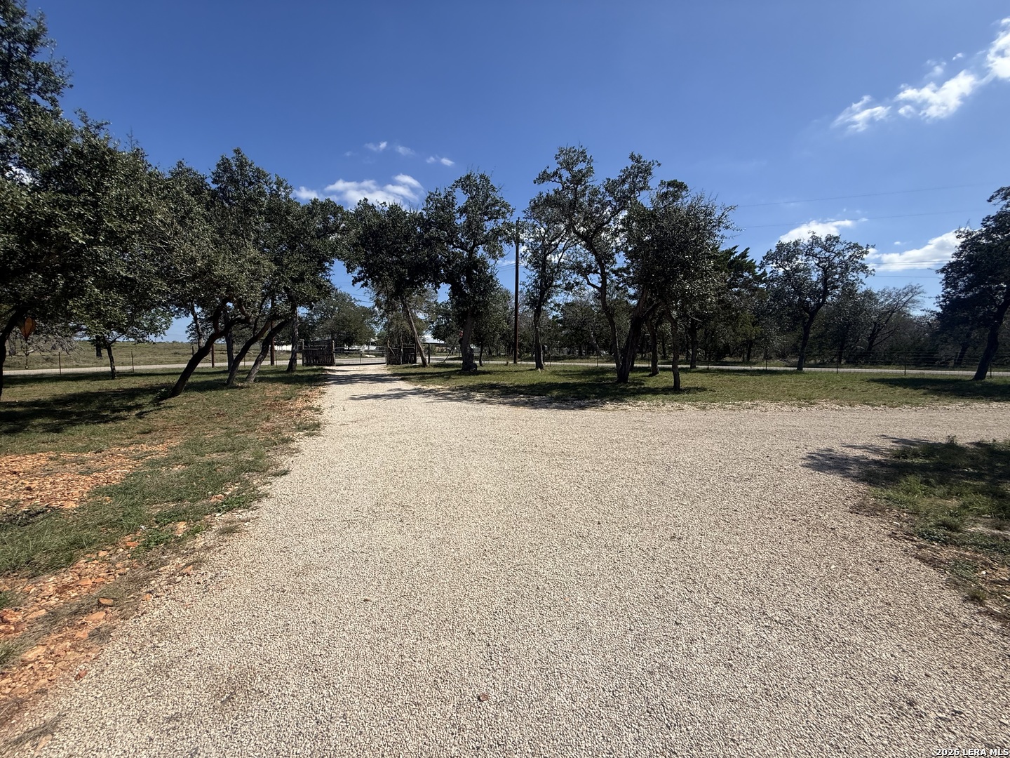 777 Robindale W Bandera TX 78003