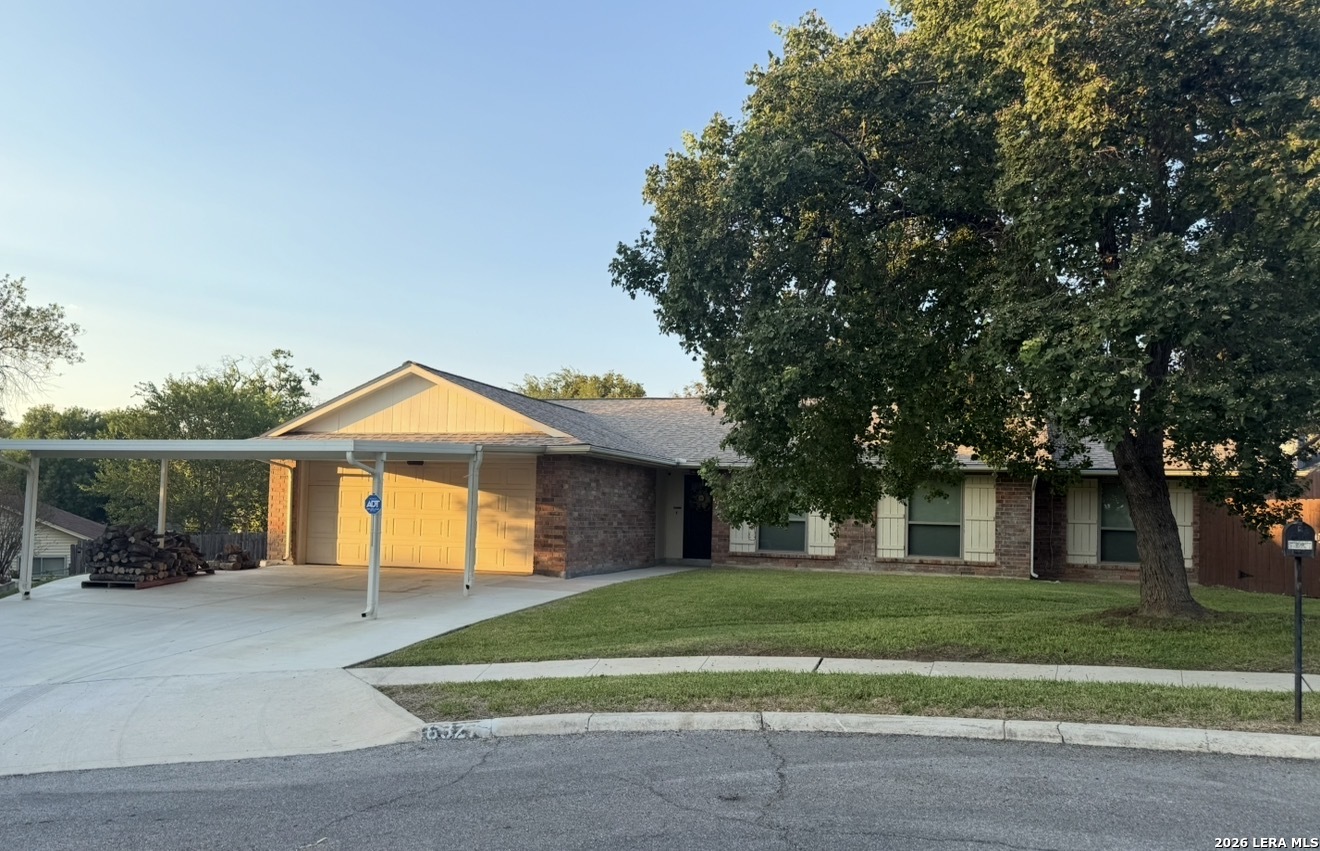 6327 W Green Circle San Antonio TX 78233