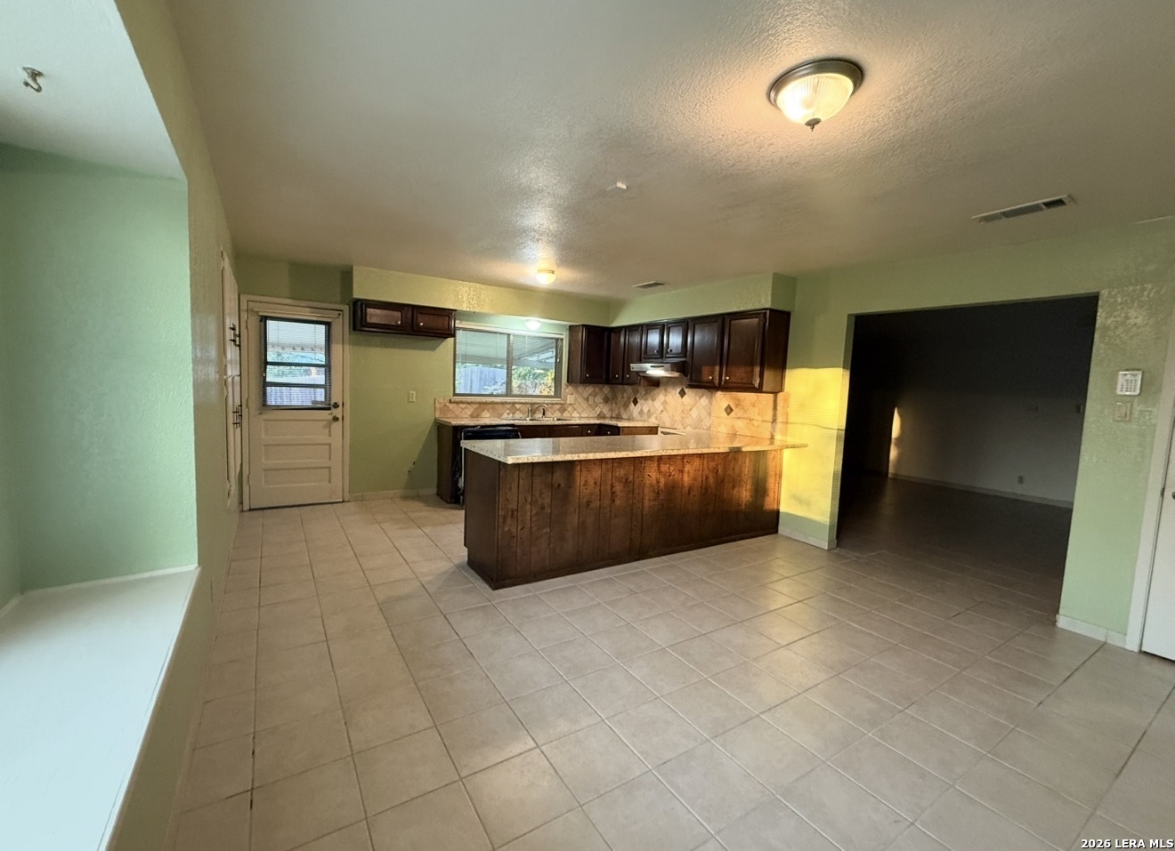 6327 W Green Circle San Antonio TX 78233