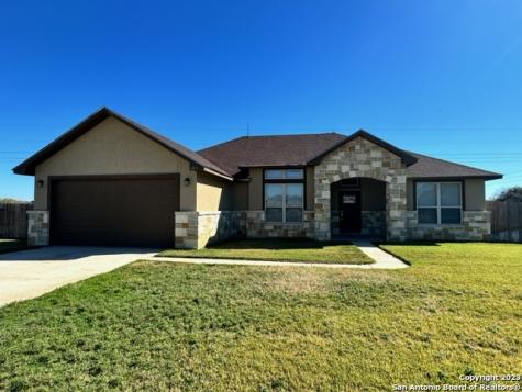 583 Monte Vista Drive Pleasanton TX 78064