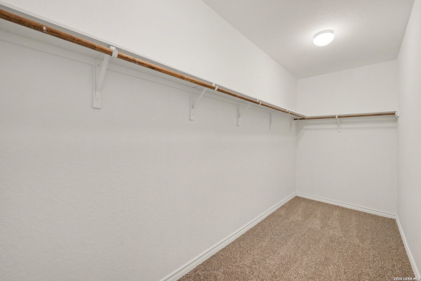 8822 White Crown San Antonio TX 78254