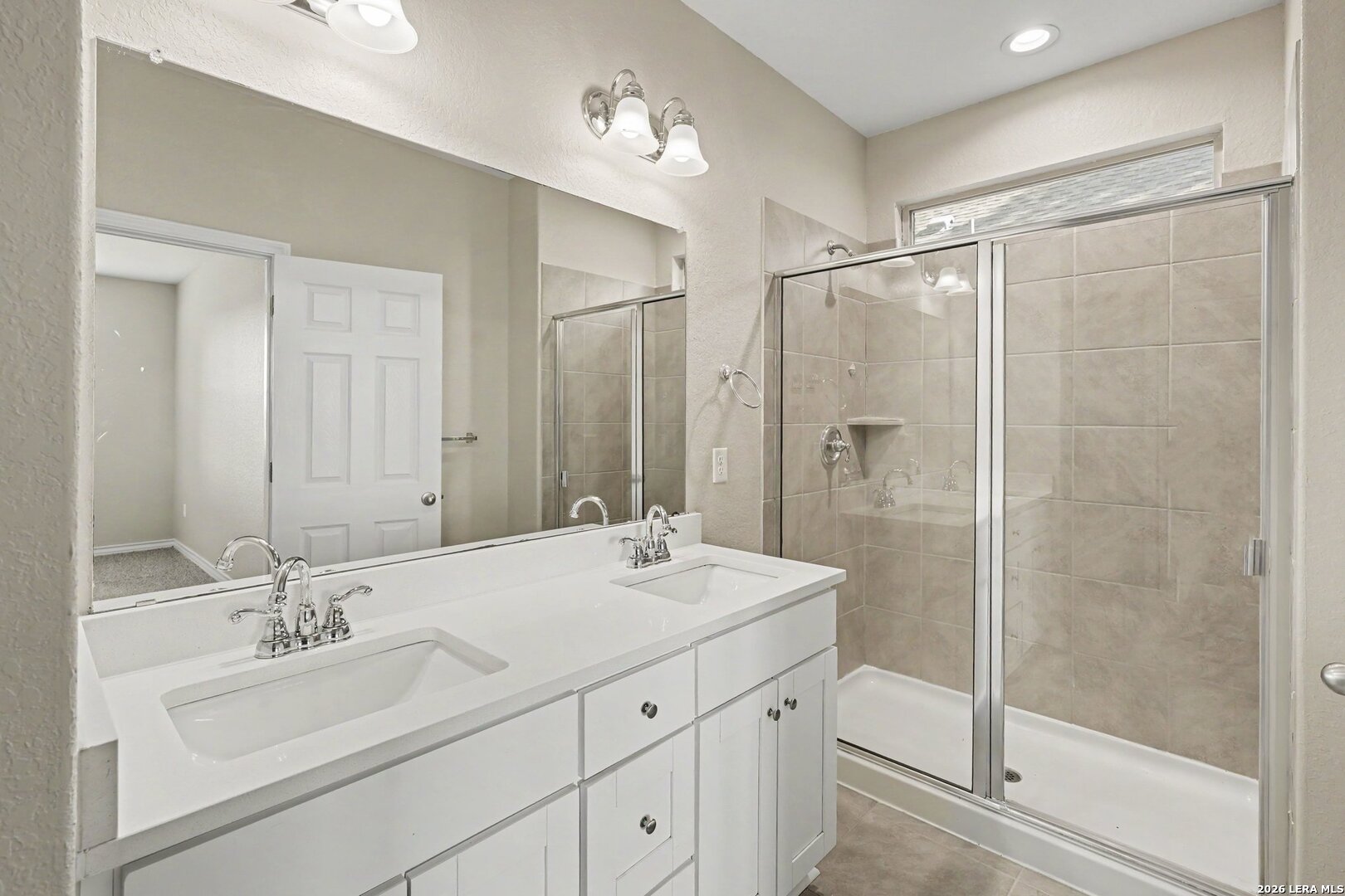 8822 White Crown San Antonio TX 78254