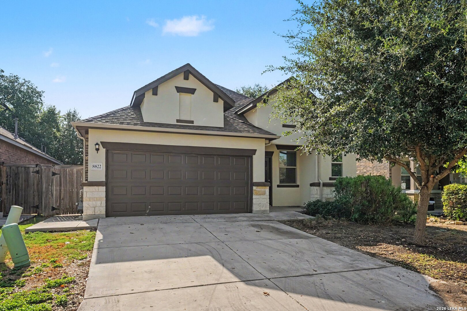 8822 White Crown San Antonio TX 78254