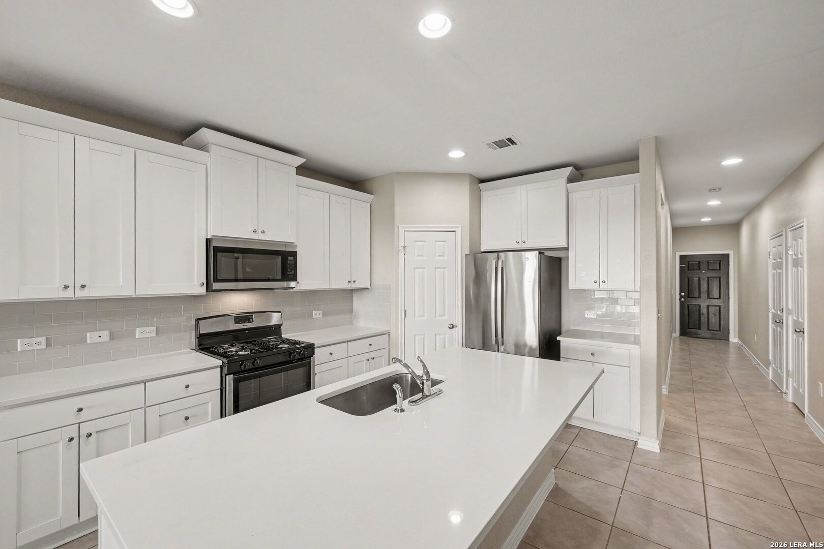 8822 White Crown San Antonio TX 78254