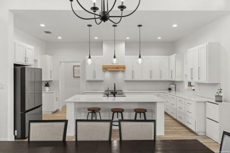 200 Oak Fields Dr., Floresville TX 78114