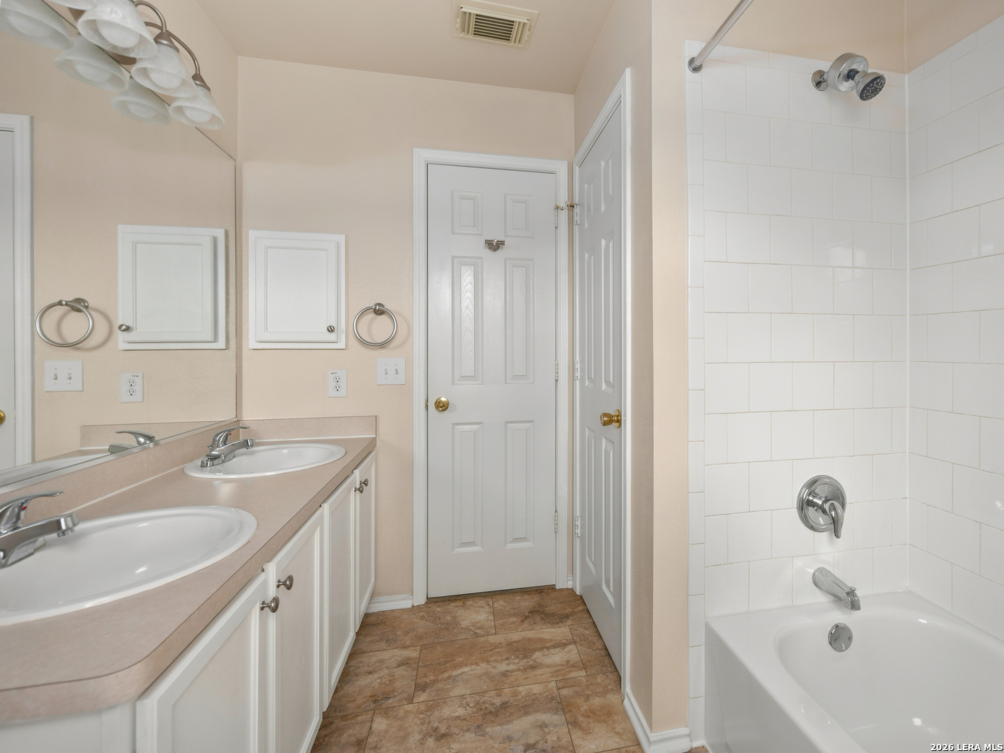 6607 Chasethorn Drive San Antonio TX 78249
