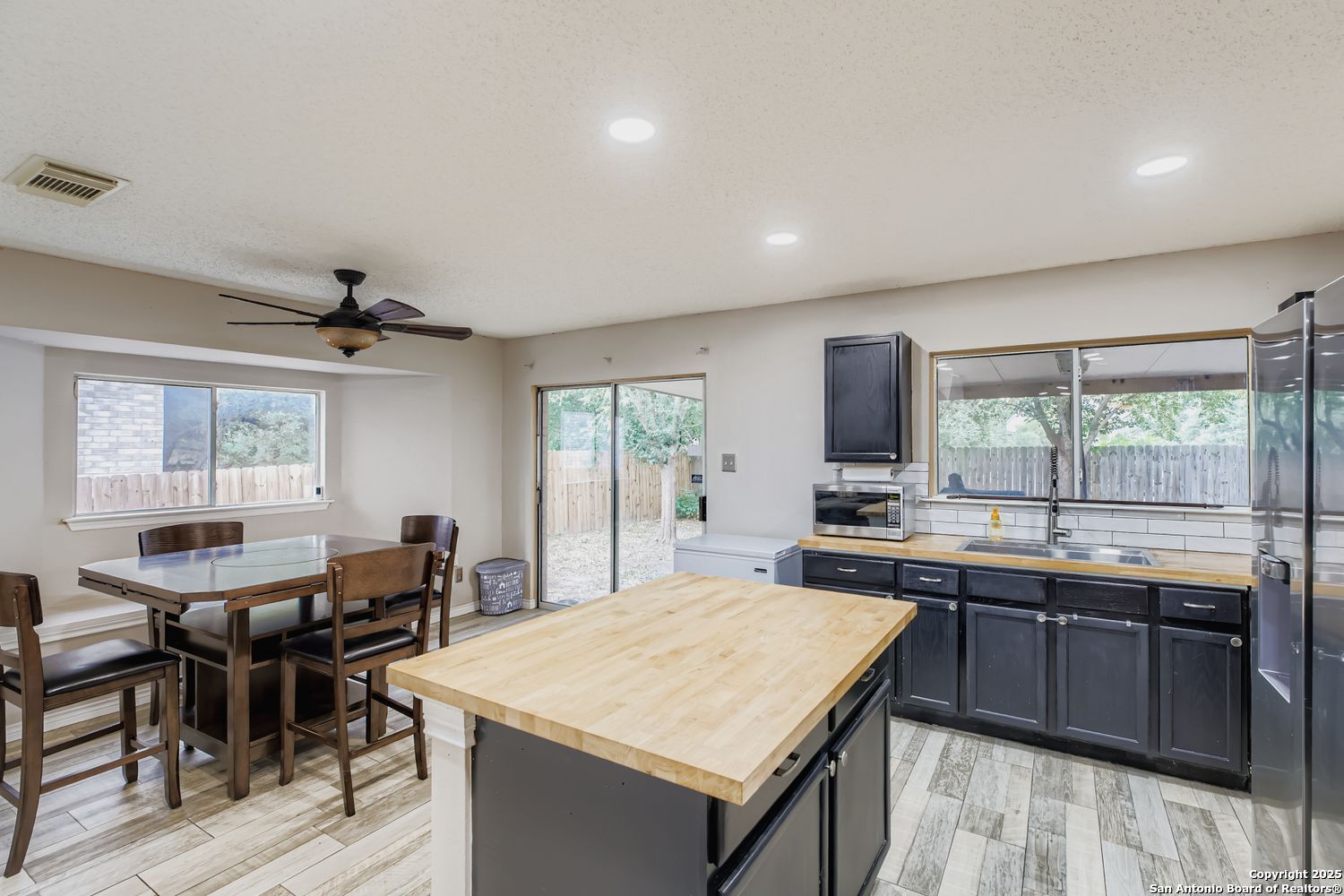 8614 Cross Spring San Antonio TX 78251
